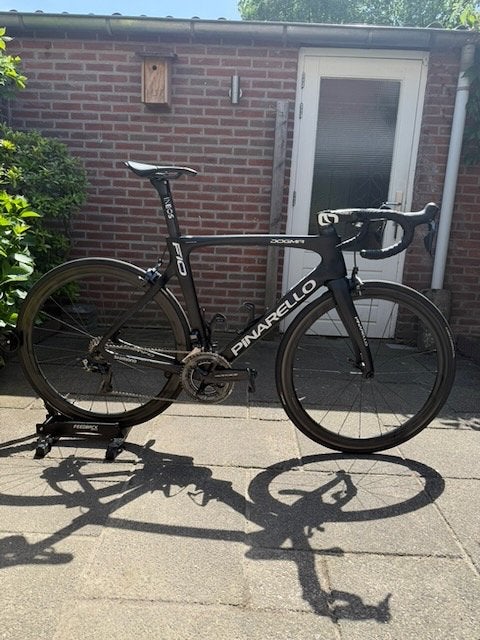 Pinarello Dogma F10 – originele Team Sky/Ineos prof-fiets!, 28 inch, Gebruikt, Carbon, Meer dan 20 versnellingen
