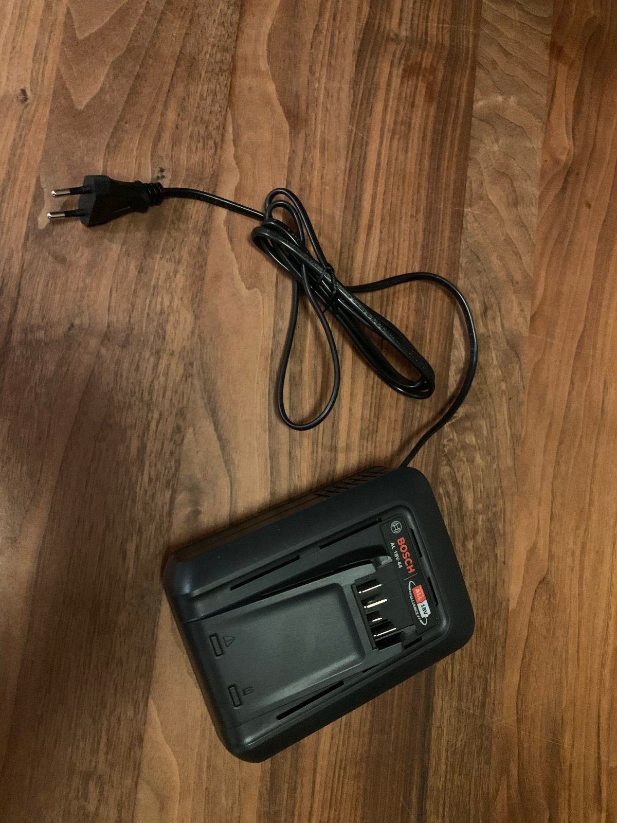 Bosch Oplader voor 18V Accu's, Ophalen of Verzenden, Nieuw