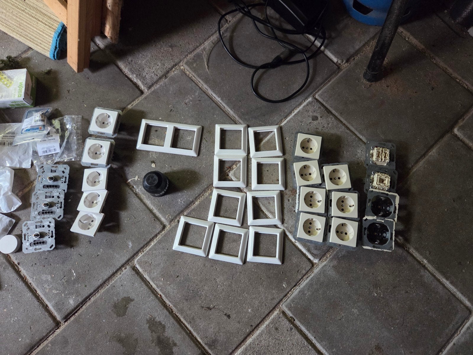 Jung schakelmateriaal en stopcontacten, Doe-het-zelf en Verbouw, Elektra en Kabels, Ophalen of Verzenden, Gebruikt, Jung, Schakelaar
