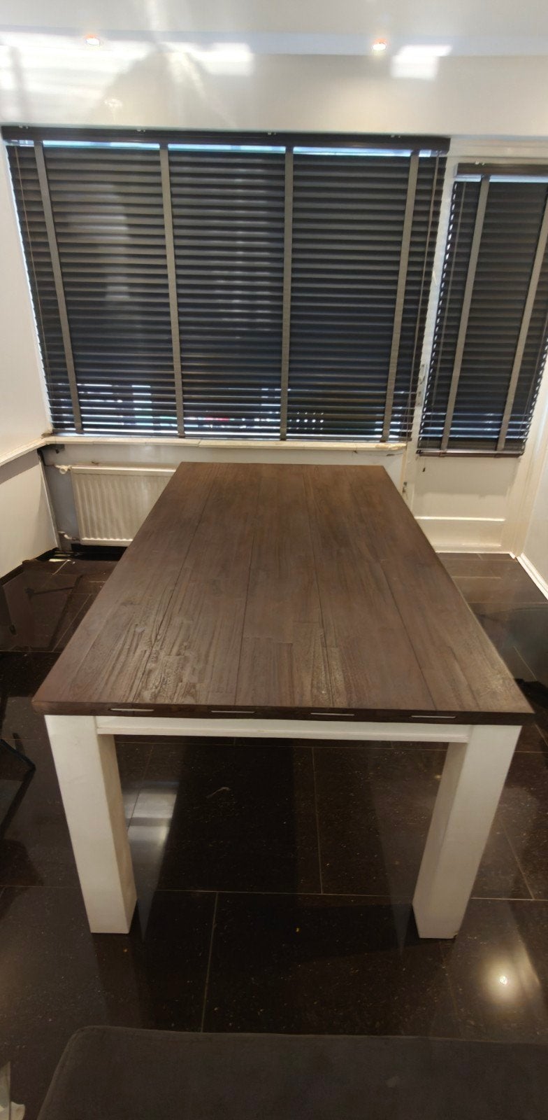 Henders & Hazel: Eettafel, salontafel & tv-meubel, Ophalen
