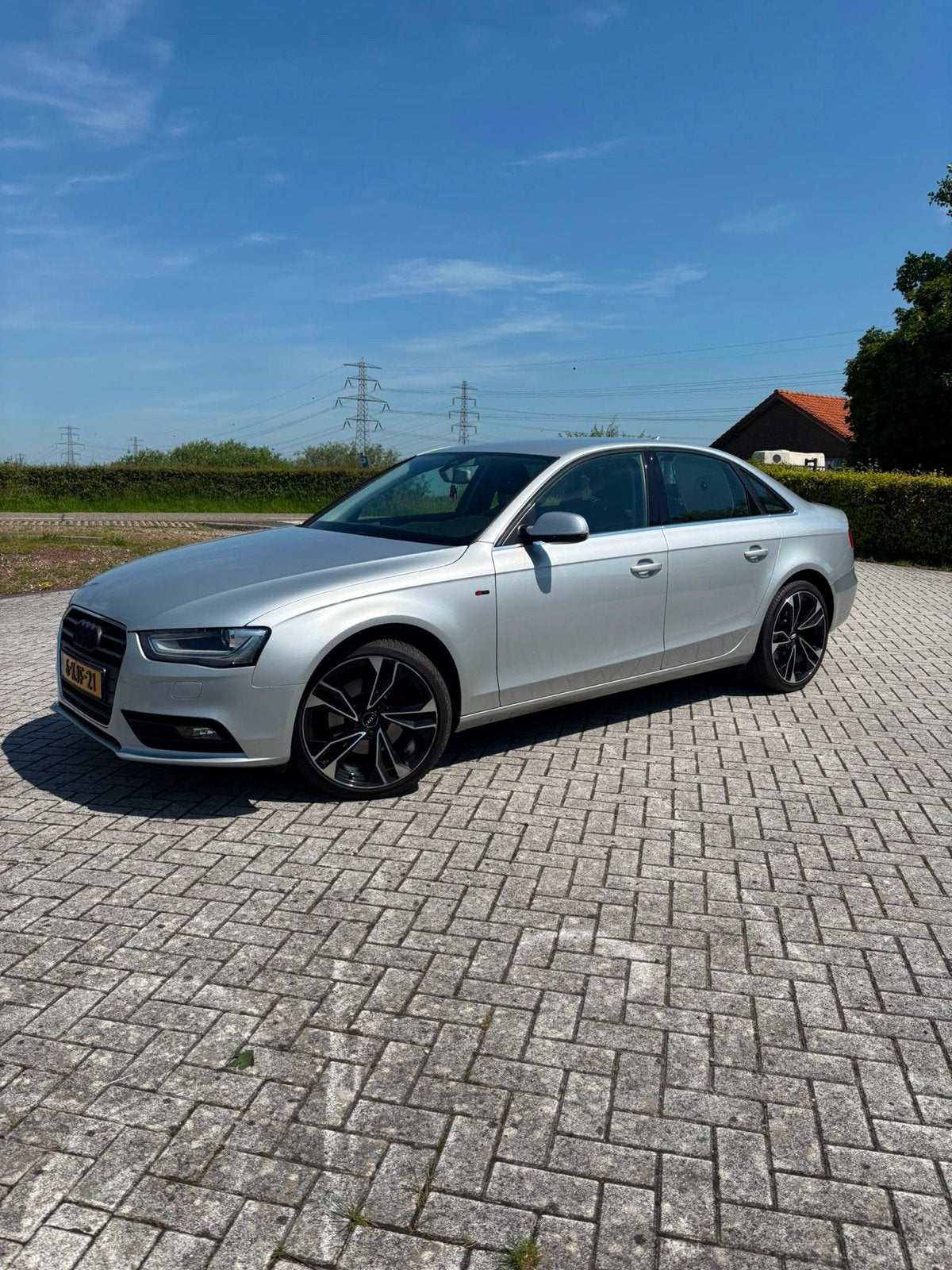 Audi A4 1.8 Tfsi 125KW Multitronic 2013 Grijs, 4 cilinders, Origineel Nederlands, 75 €/maand, Particulier