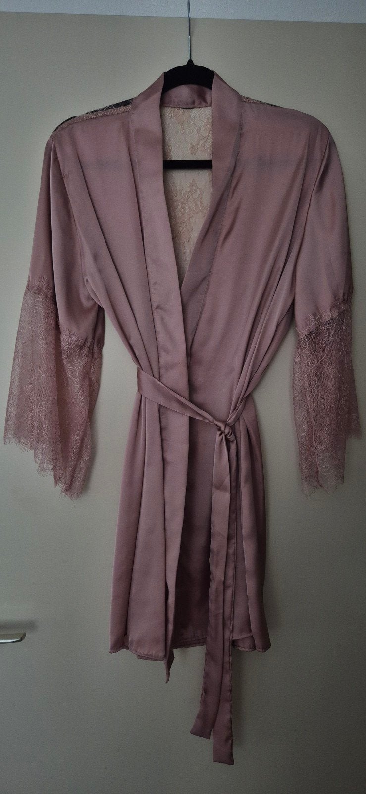 Kimono met slipdress, Ophalen of Verzenden, Zo goed als nieuw, Maat 42/44 (L)