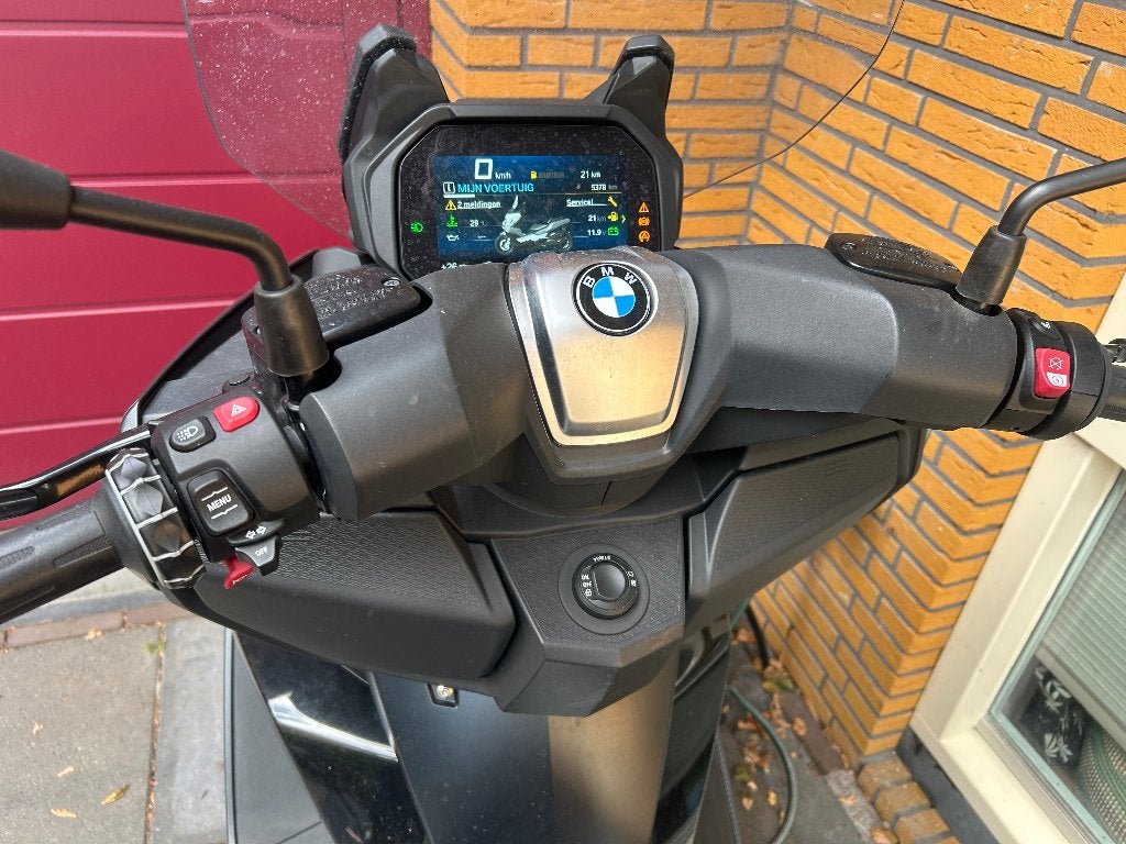Motor te koop, 400 cc, Scooter, Occasion, 3 cilinders