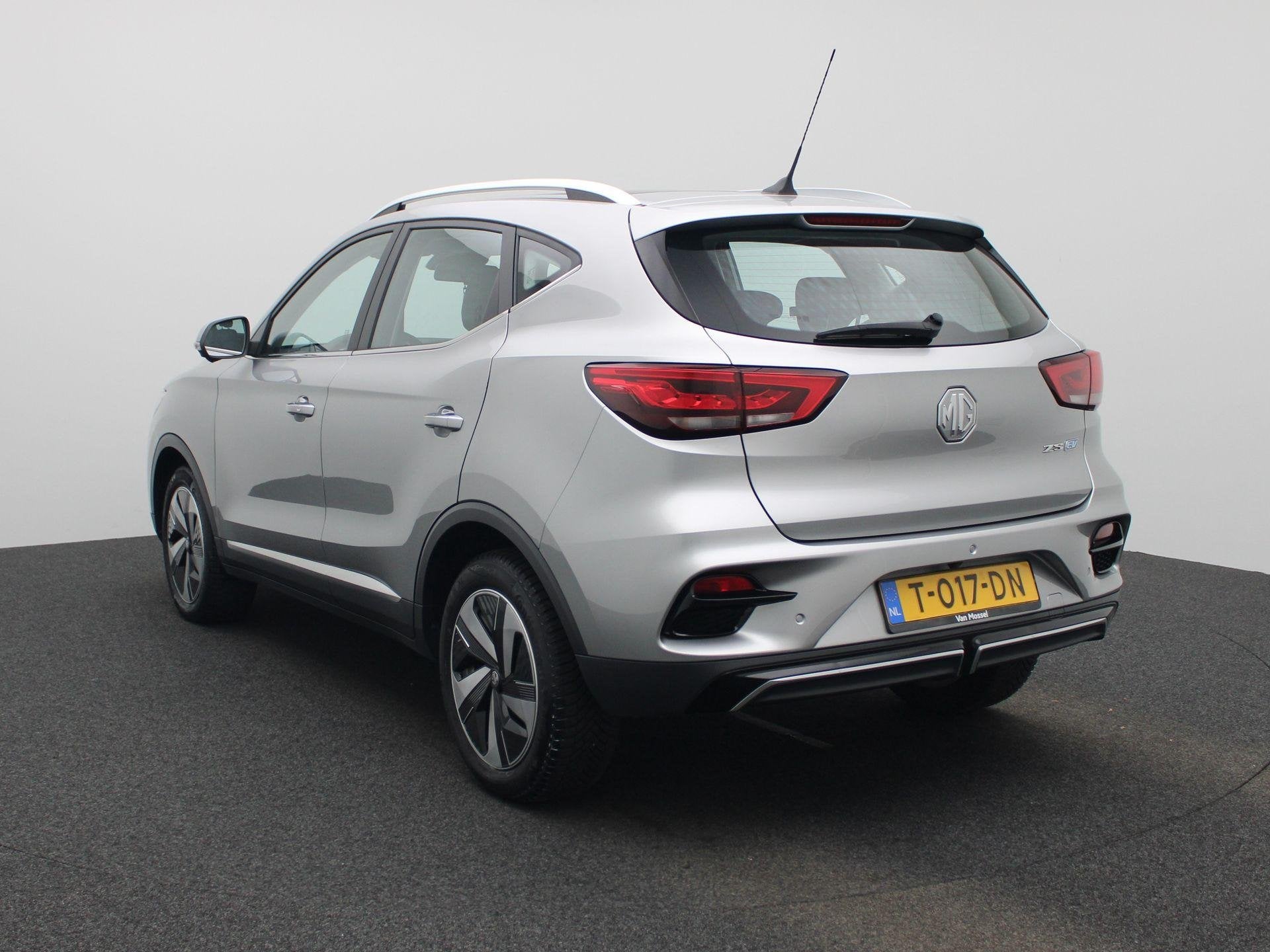 MG ZS EV Long Range Luxury 70 kWh | Panoramdak | Lichtmetale, 12 maanden, Gebruikt, ZS, Origineel Nederlands