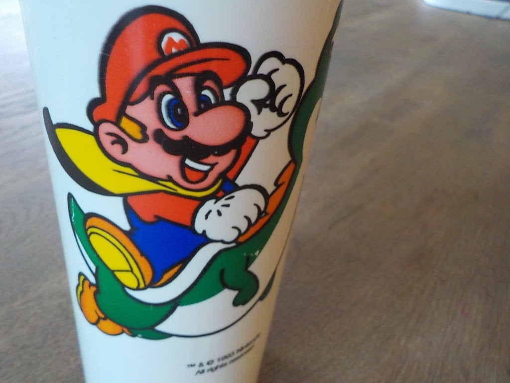 Vintage 1993 BP Nintend Super Mario World drinkfles, Gebruikt, 1 speler, Ophalen of Verzenden, Vanaf 3 jaar