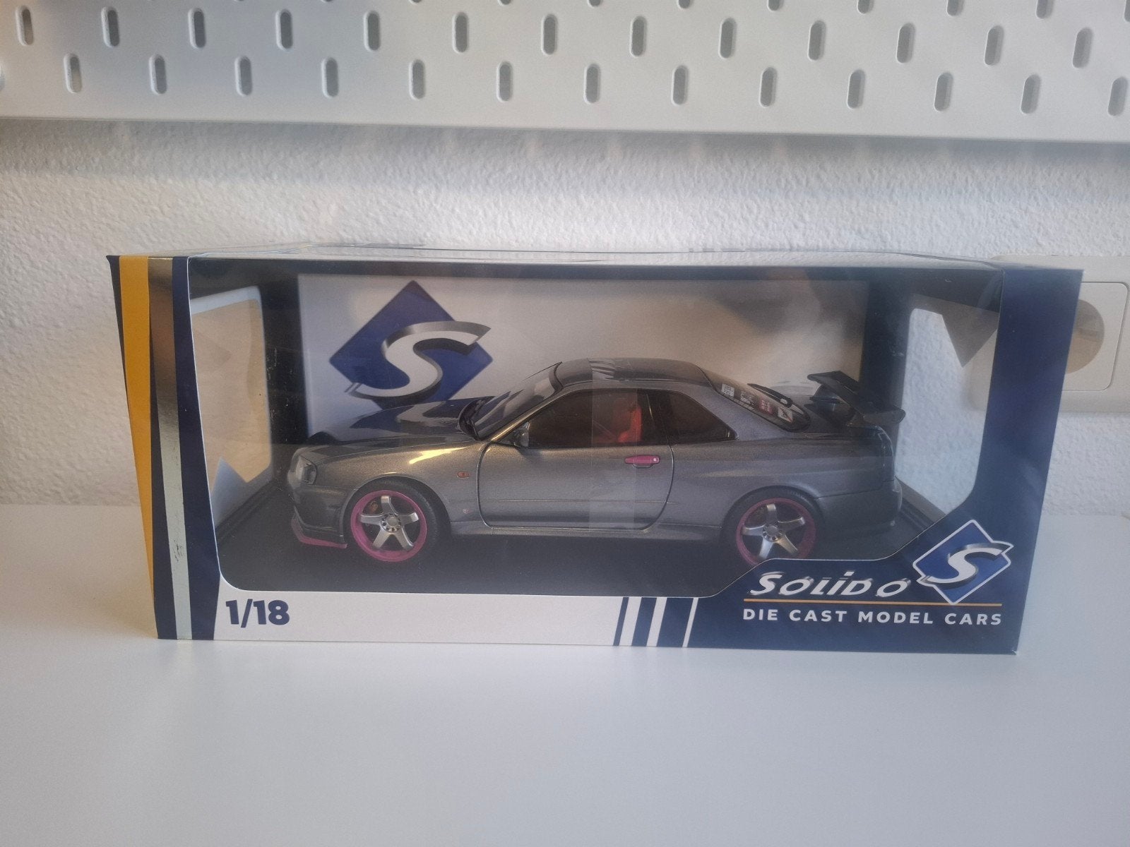 Solido - Nissan Skyline GT-R R34, Hobby en Vrije tijd, Modelauto's | 1:18, Verzenden, Nieuw, Auto, Solido