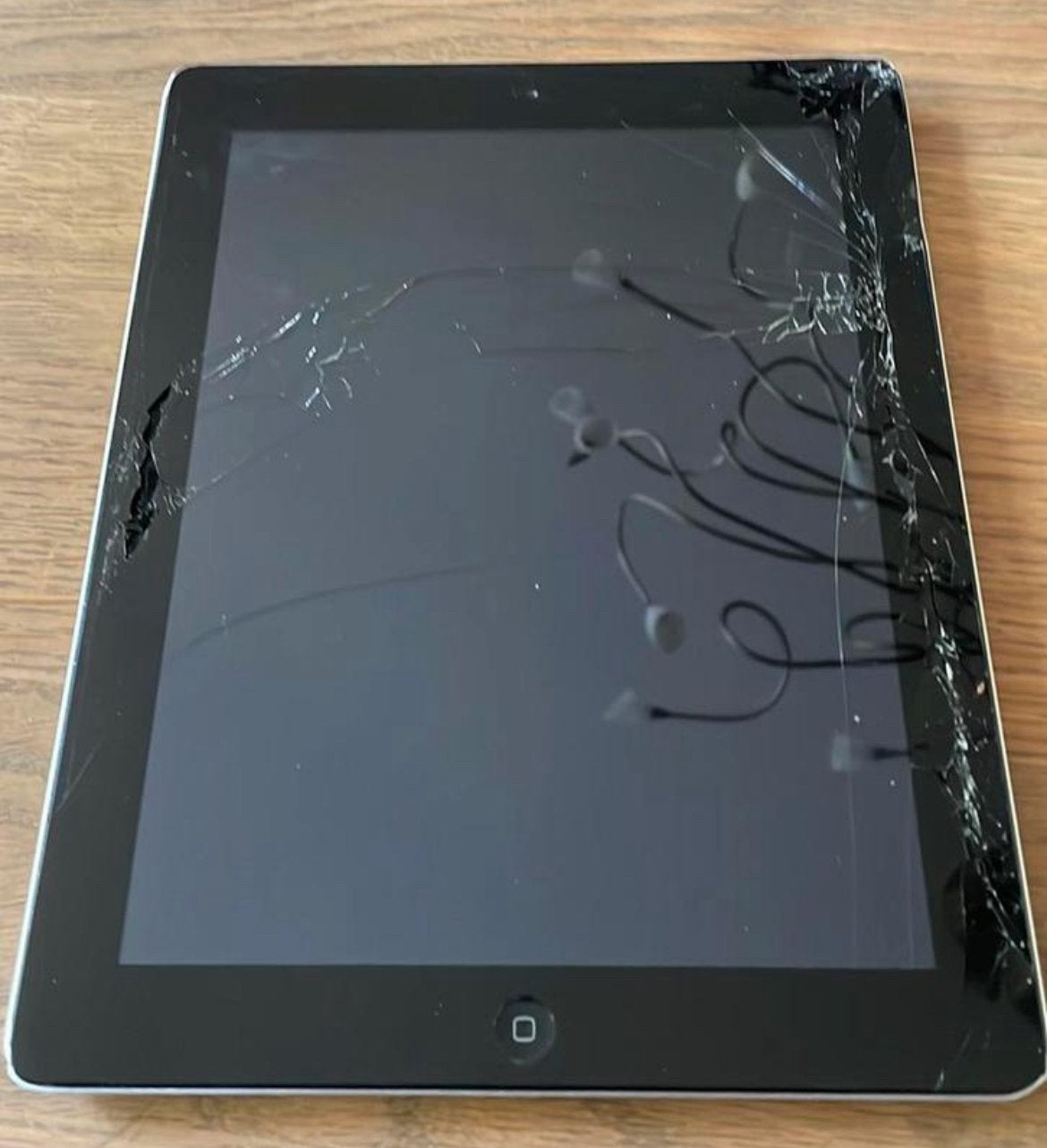 iPad met gebroken scherm, nog goed te gebruiken, 10 inch, Apple iPad, Ophalen of Verzenden, Zo goed als nieuw