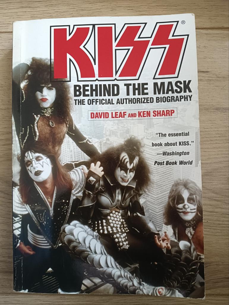 COMBIDEAL - KISS Behind the Mask + KISS The Albums - €20,-, Ophalen of Verzenden, Zo goed als nieuw, David Leaf and Ken Sharp