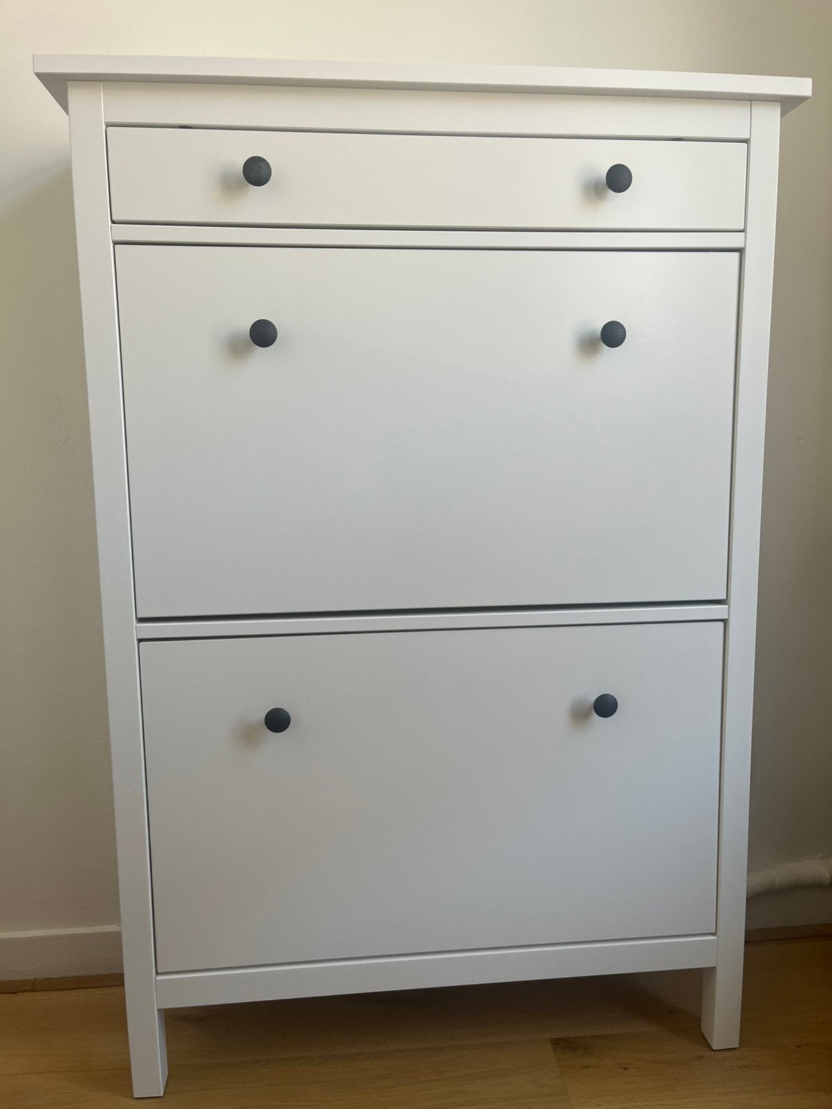 Hemnes schoenkast - zo goed als nieuw, Huis en Inrichting, Ophalen, Zo goed als nieuw