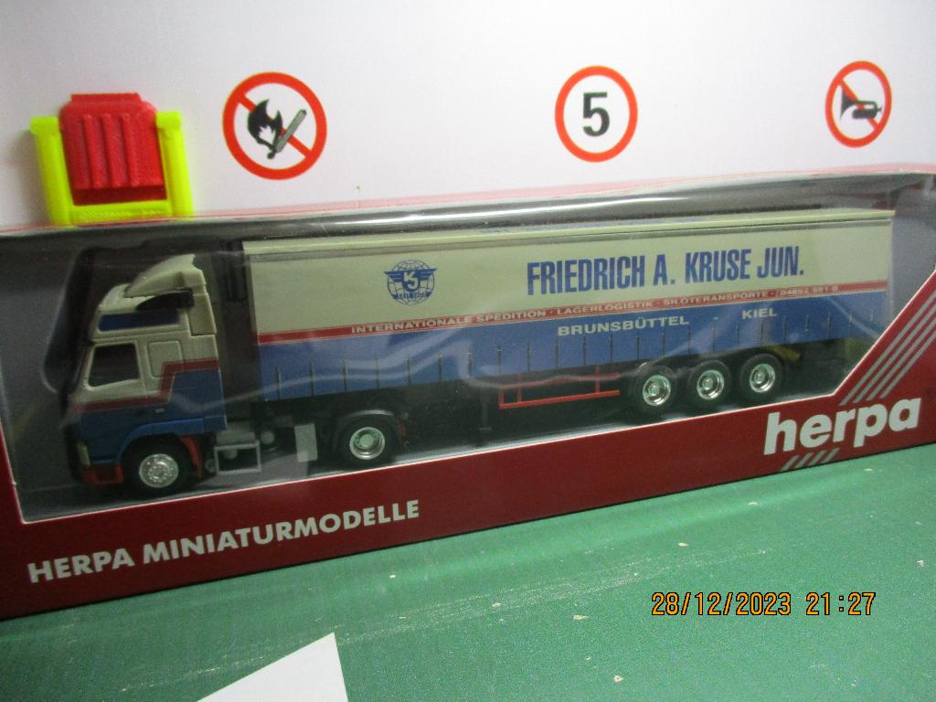 Herpa? Volvo Kruse, Gebruikt, Ophalen of Verzenden, X, Herpa