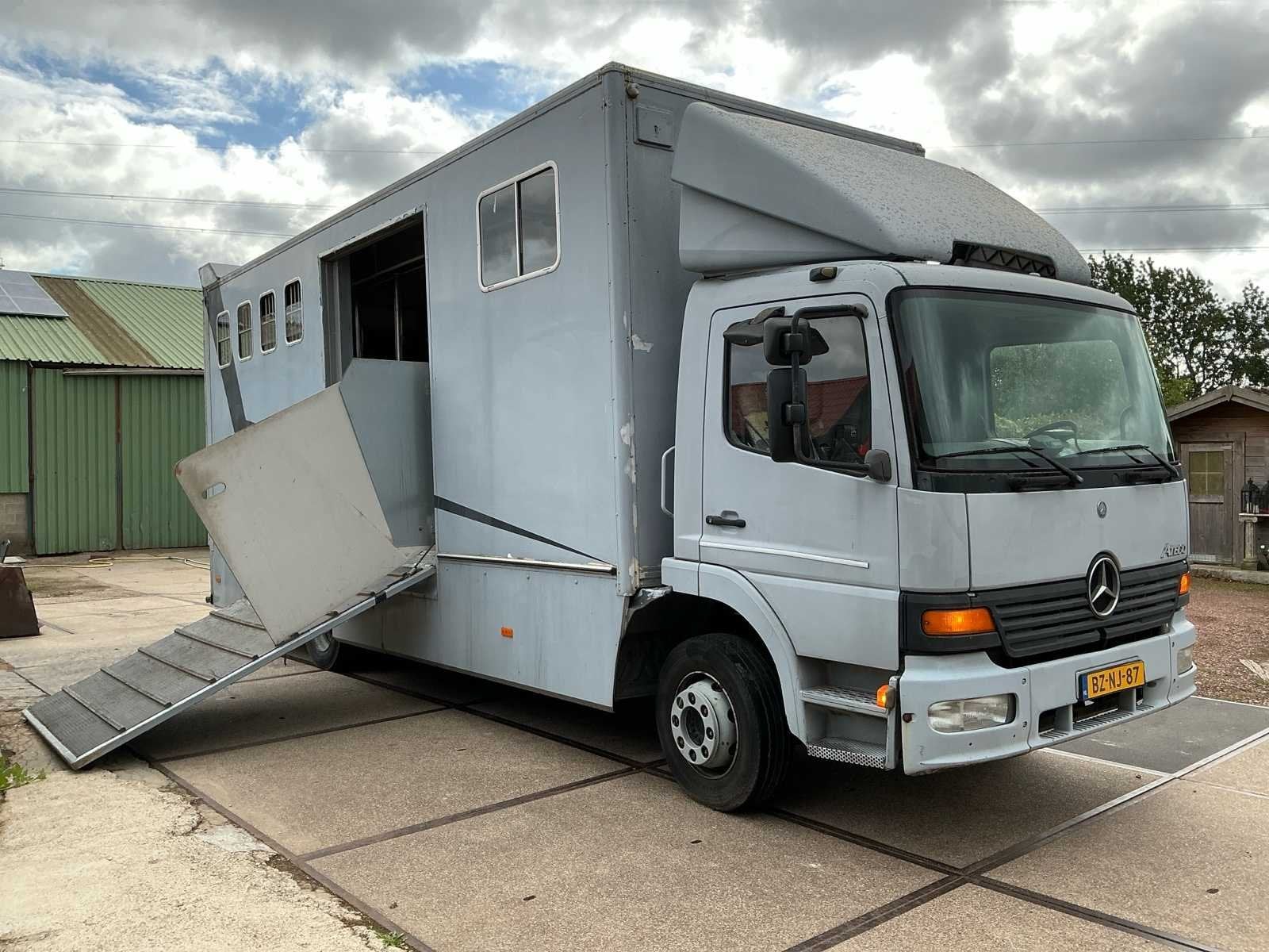 2001 Mercedes-Benz Atego 1223 paardenvrachtwagen – 231 pk, 13 km/l, Overige brandstoffen, Mercedes-Benz, Bedrijf
