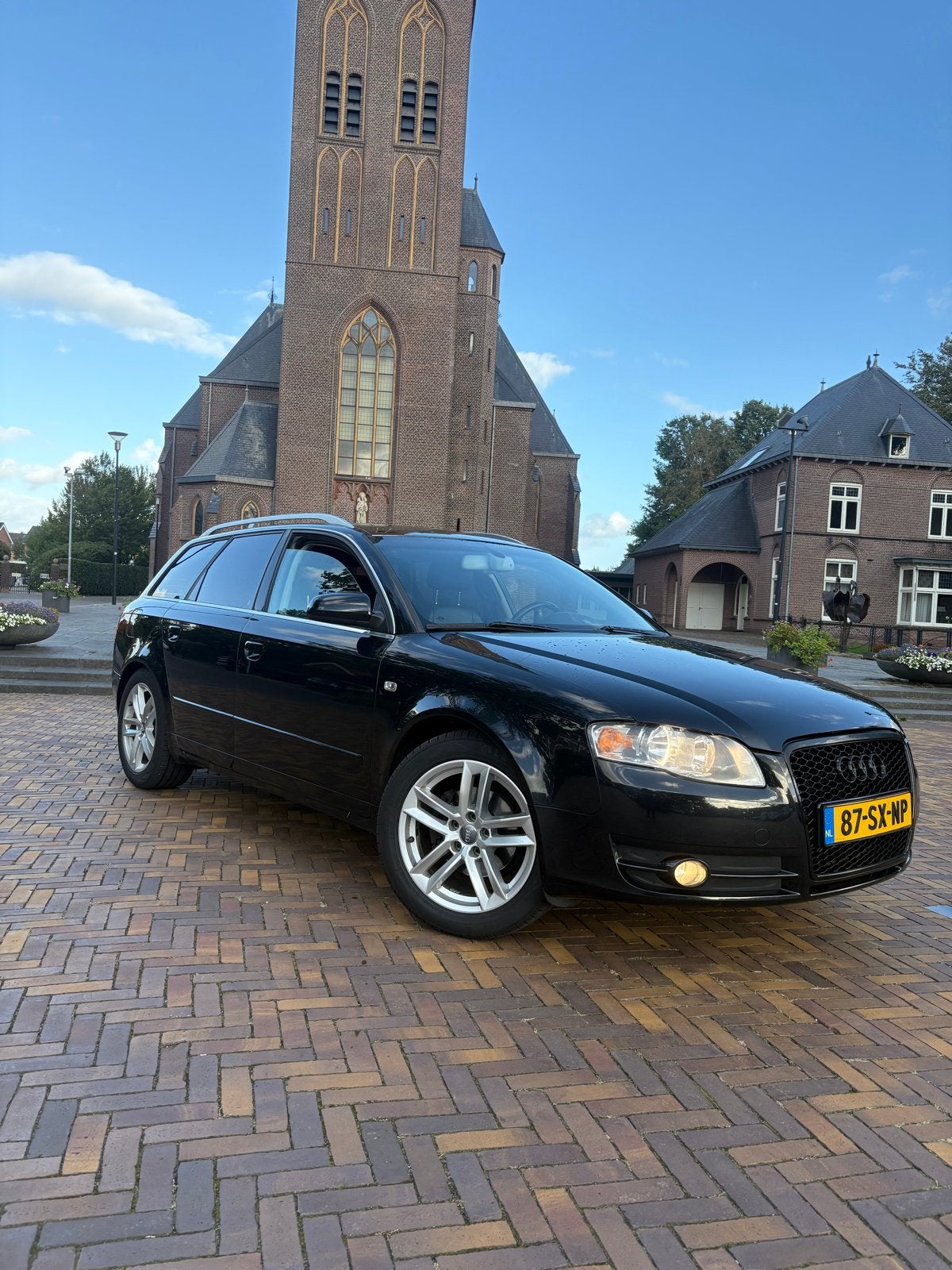 Audi A4 2.0 Avant 2006 Zwart, Auto's, Voorwielaandrijving, 730 kg, 4 cilinders, 1984 cc