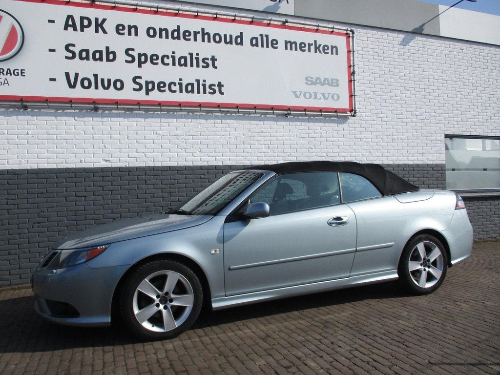 Saab 9-3 Cabrio 2.0 T Griffin Aero Exklusiv, 730 kg, Gebruikt, Zwart, 4 cilinders