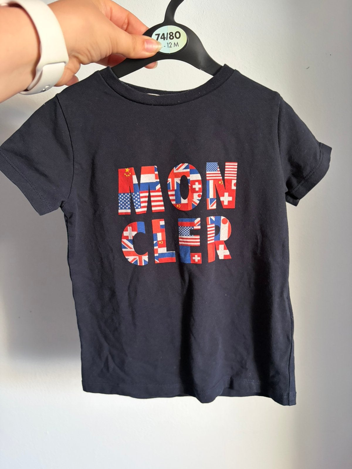 Moncler t-shirt maat 86, Verzenden, Zo goed als nieuw, Jongetje, Shirtje of Longsleeve