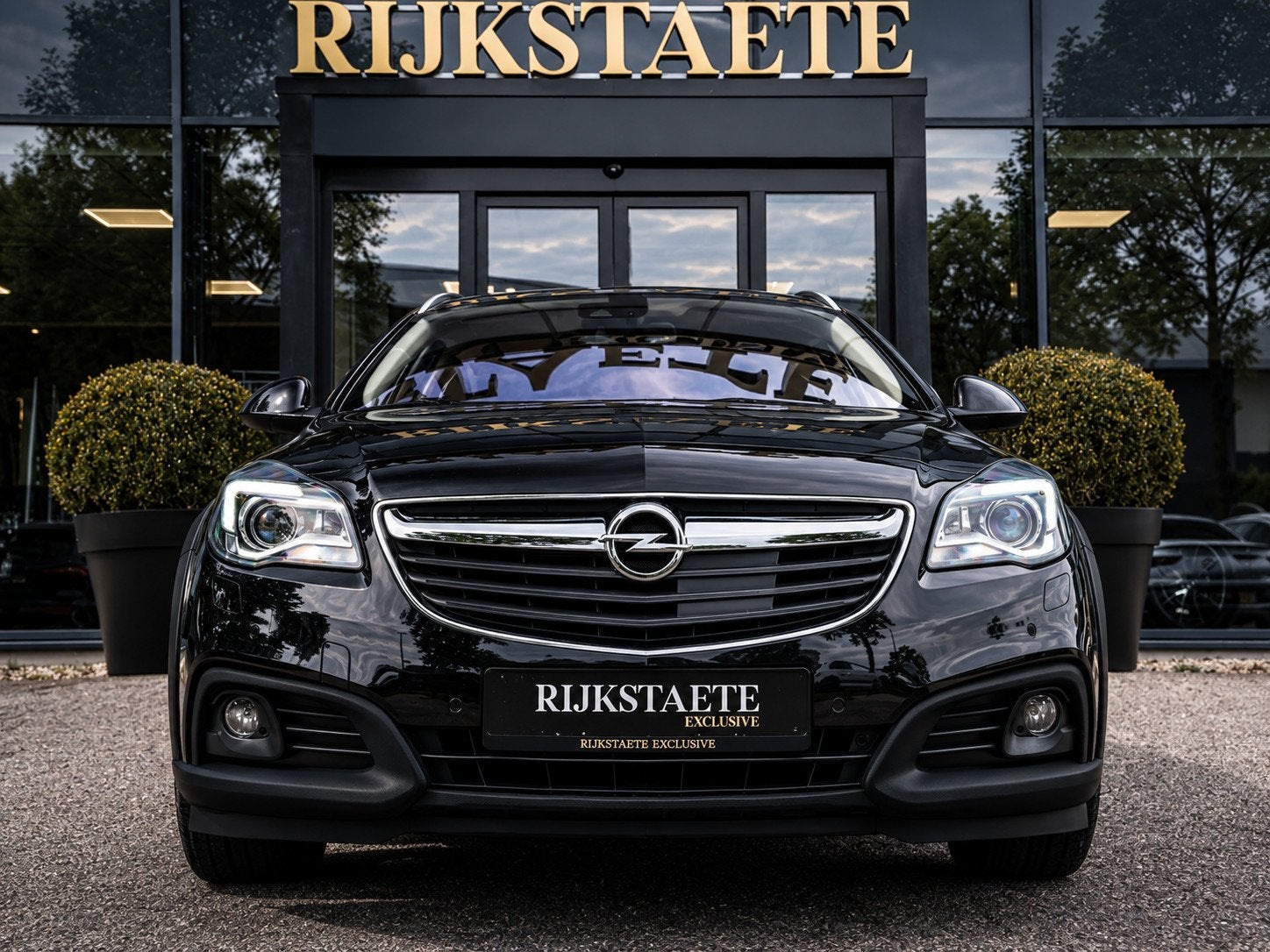 Opel Insignia Country Tourer 2.0 T Cosmo 4x4|ACC|18''|MEMORY, Auto's, Automaat, Gebruikt, Zwart, 4 cilinders