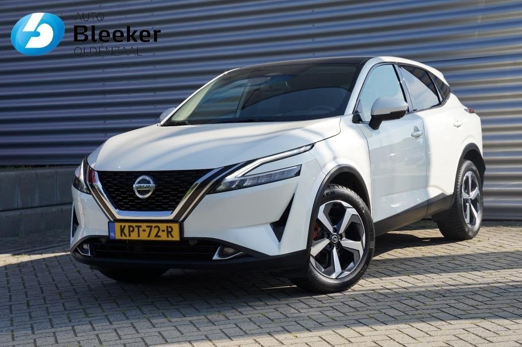 Nissan Qashqai 1.3 MHEV N-Connecta Black Edition Airco HUD S, Voorwielaandrijving, Stof, Gebruikt, Euro 6