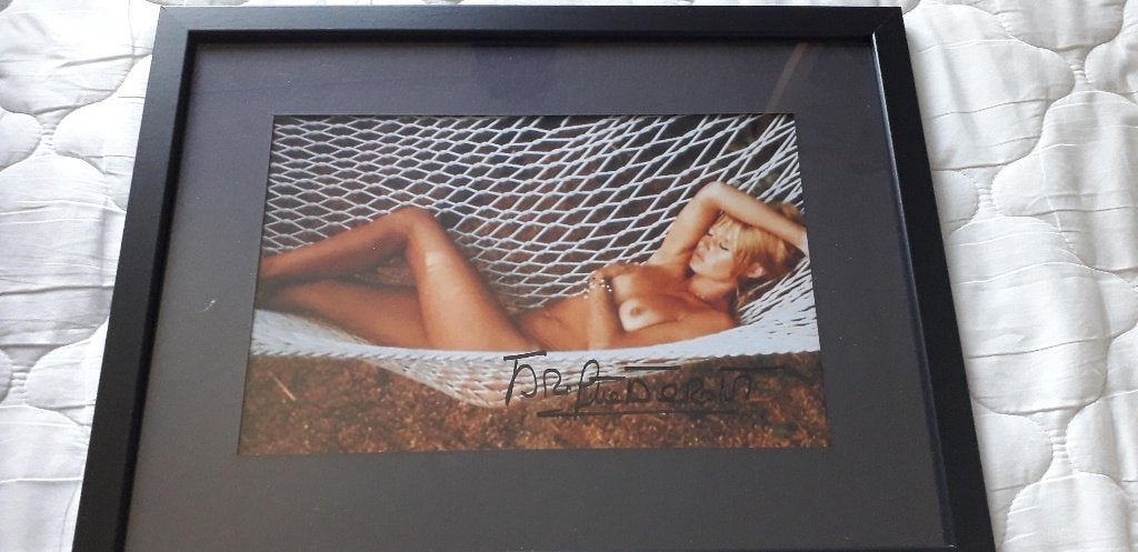 foto met handtekening brigitte bardot, Ophalen of Verzenden, Zo goed als nieuw, Film, Foto of Kaart