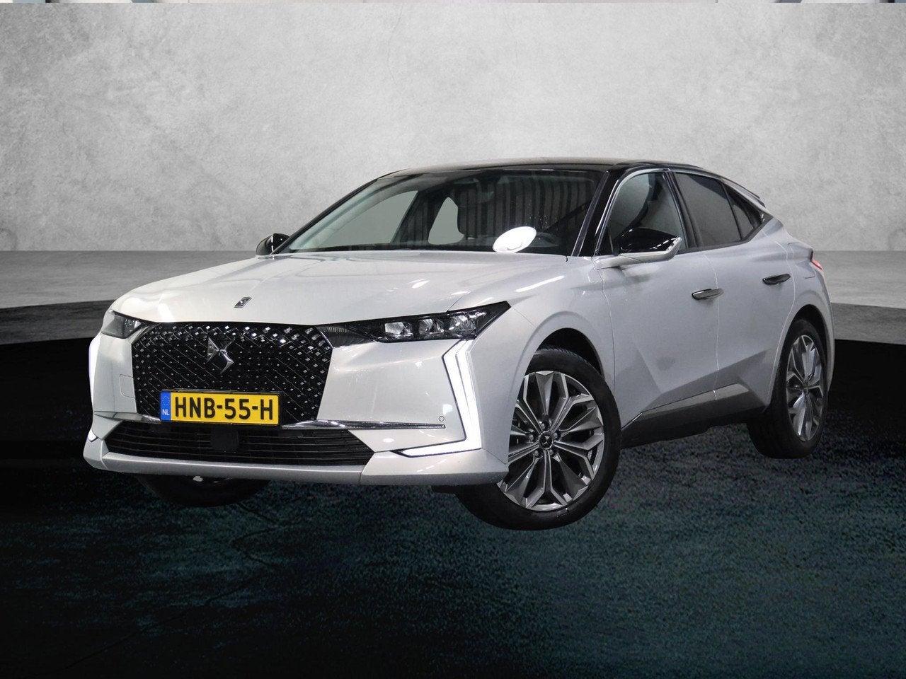 DS DS 4 Bastille 1.6 PHEV 225PK Automaat | 1ste Eigenaar | A, Auto's, Automaat, Dealer onderhouden, Gebruikt, Bedrijf