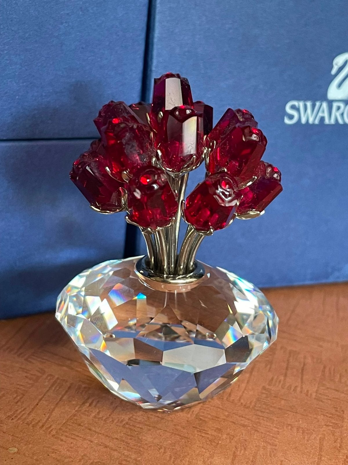 Swarovski Kristallen Bloemenvaasje met Rode Rozen, Ophalen of Verzenden, Nieuw, Figuurtje