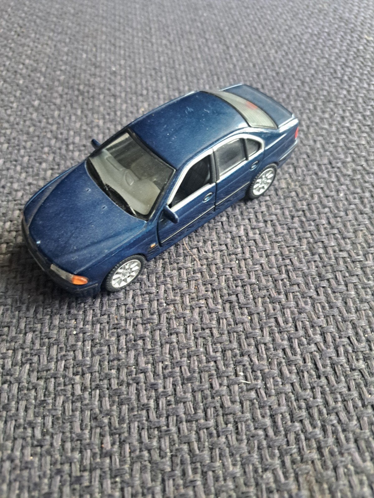 Hongwell model BMW 5 serie, Hobby en Vrije tijd, Modelauto's | 1:43, Overige merken, Gebruikt, Auto, Ophalen of Verzenden