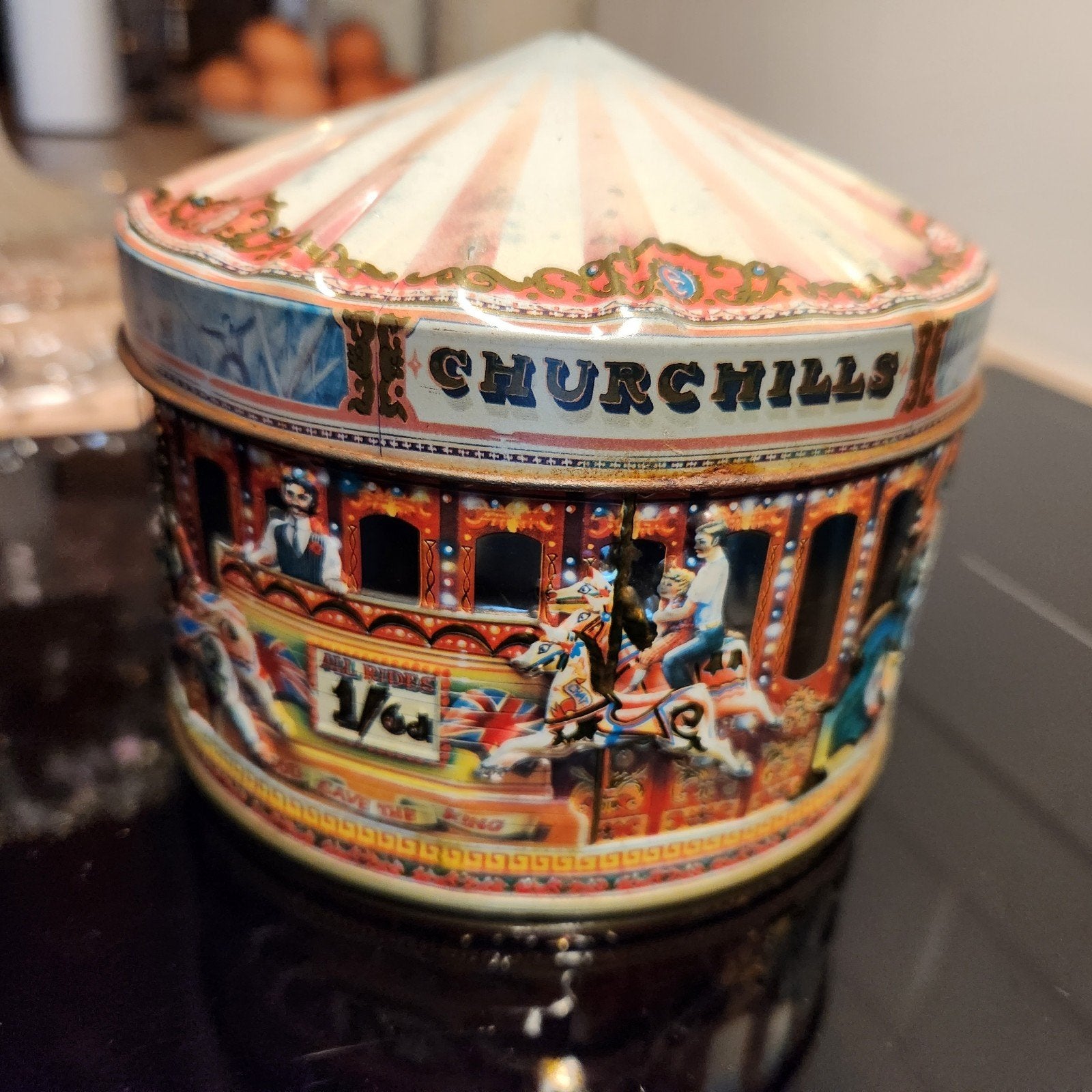 Oud Churchill's Carrousel Blik - Vintage Koekblik, Antiek en Kunst, Ophalen of Verzenden