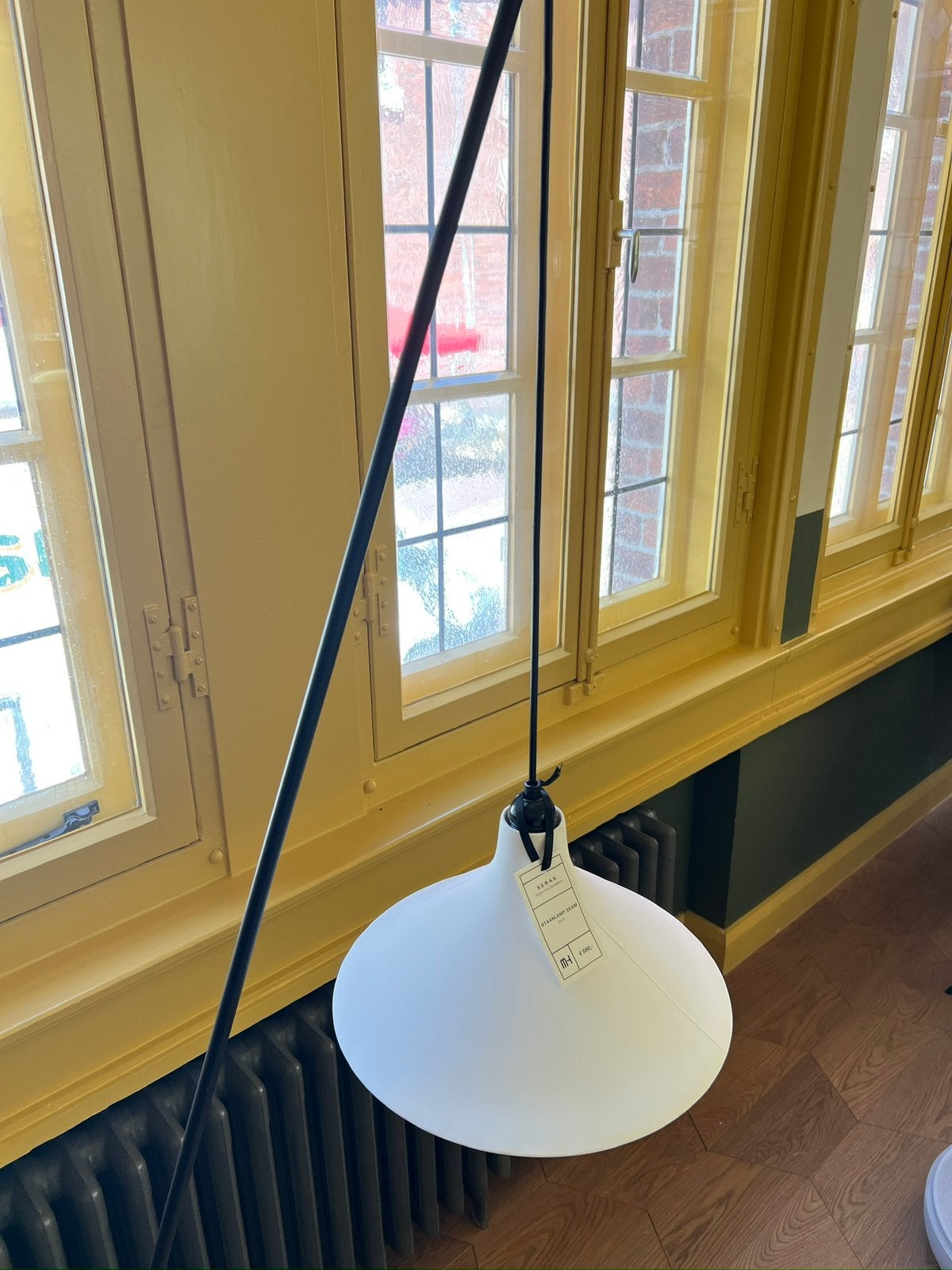Exclusieve SERAX Seam vloerlamp | Nieuw | Van €590 voor €295, Huis en Inrichting, Ophalen of Verzenden, Zo goed als nieuw, 150 tot 200 cm