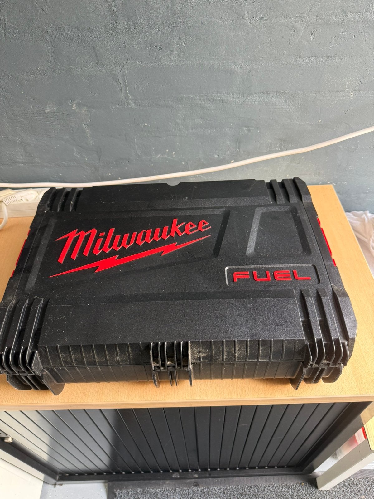 MILWAUKEE KIST ZGAN IZGS, Doe-het-zelf en Verbouw, Ophalen of Verzenden, Zo goed als nieuw