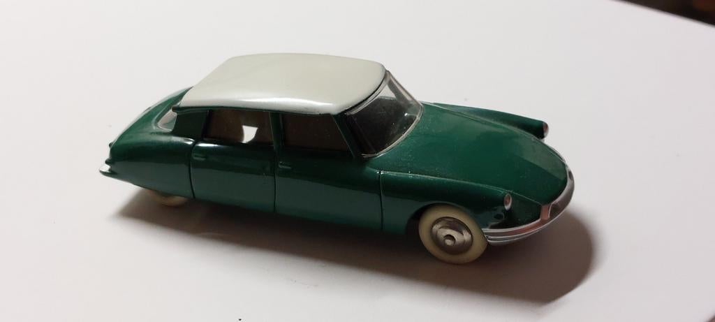 Dinky Toys Citroën DS 19 - Groen/Wit - Made in China, Ophalen of Verzenden, Gebruikt, Auto