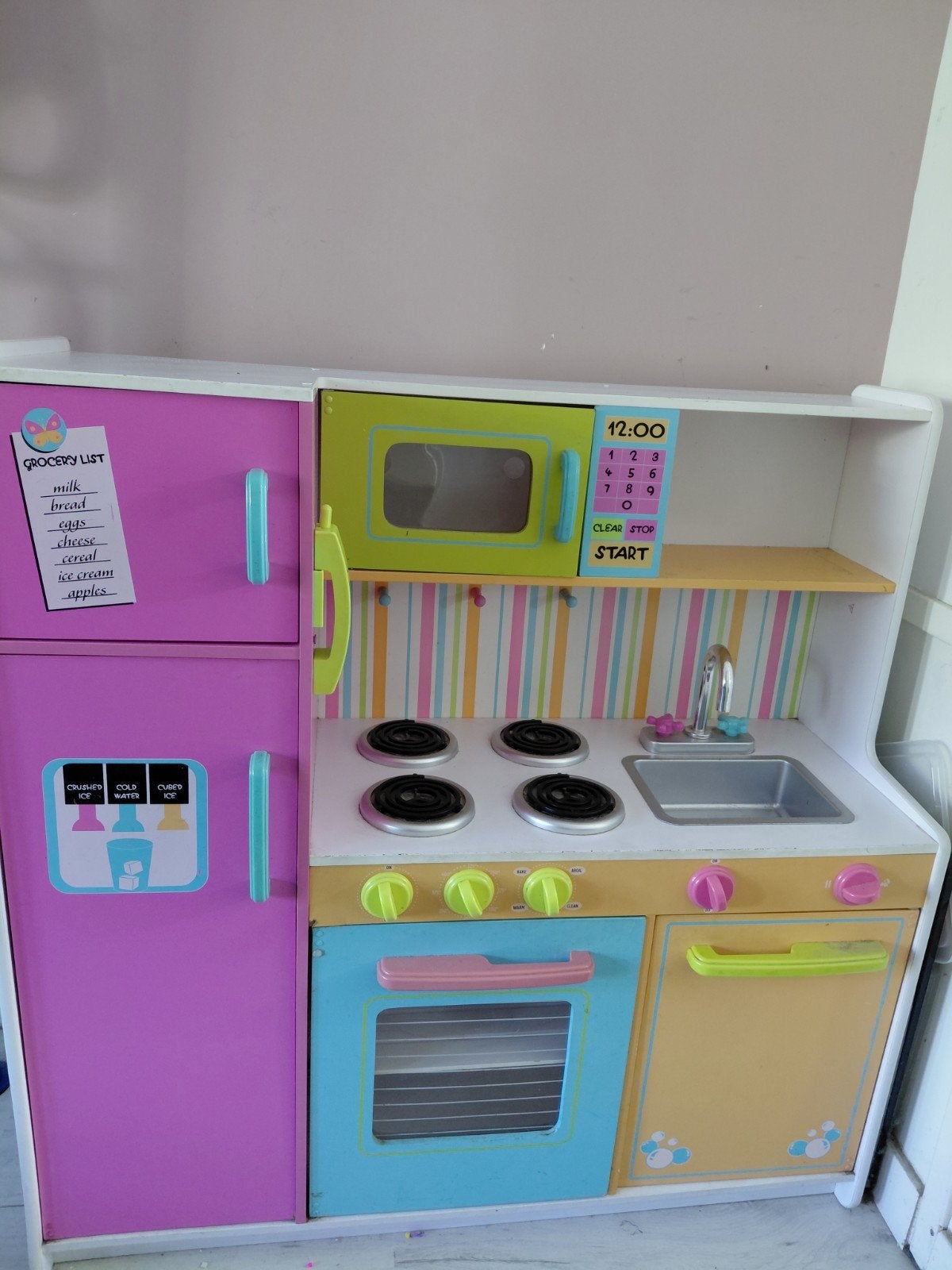 Speelkeuken met koelkast, oven en magnetron, Kinderen en Baby's, Speelgoed | Speelkeukens, Ophalen, Gebruikt