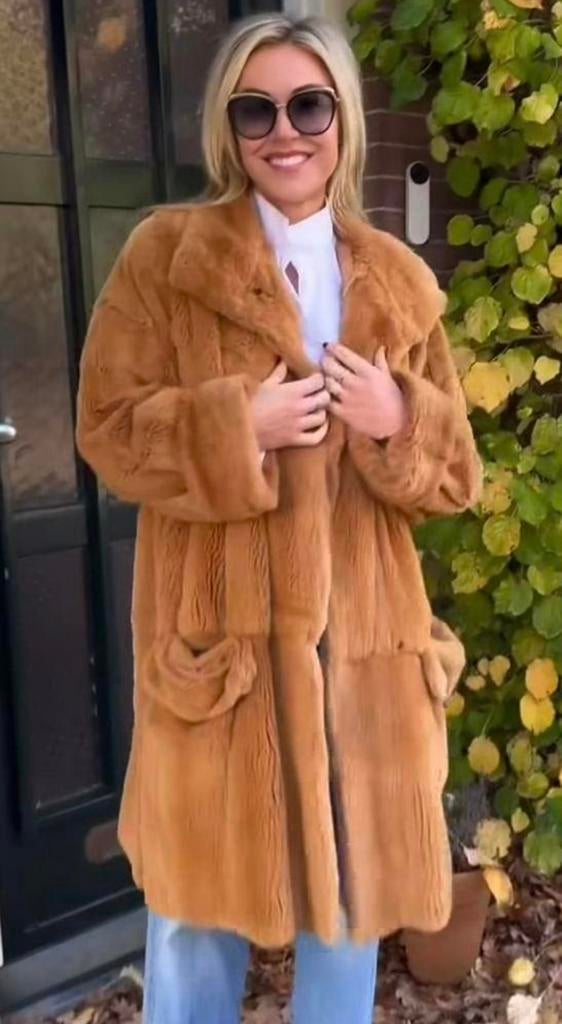 Prachtige geschoren nerts mantel, Kleding | Dames, Jassen | Winter, Verzenden, Zo goed als nieuw, Bruin
