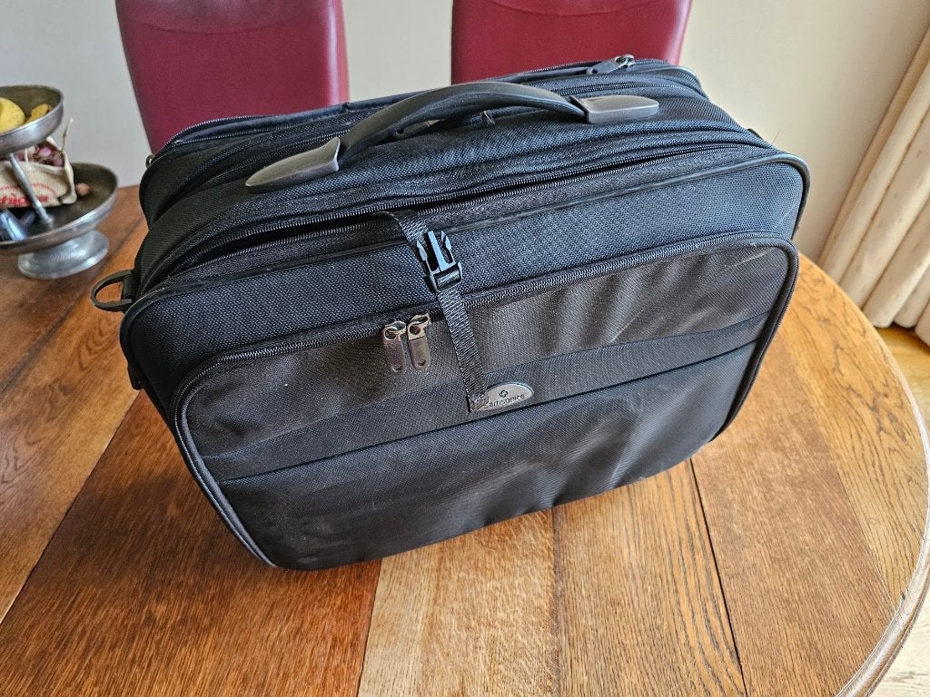 Samsonite laptoptas / koffer / roltas /rolkoffer, Tabletvak, Trolleytas, 17 inch of meer, Ophalen of Verzenden