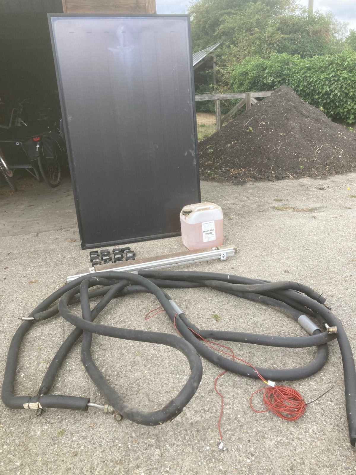 HR Solar zon-boiler met collector-panelen, Ophalen, 100 liter of meer, Boiler, Minder dan 3 jaar oud
