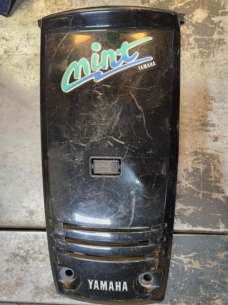 Yamaha Mint voorkap midden., Fietsen en Brommers, Brommeronderdelen | Scooters, Ophalen of Verzenden, Gebruikt, Kap, Yamaha