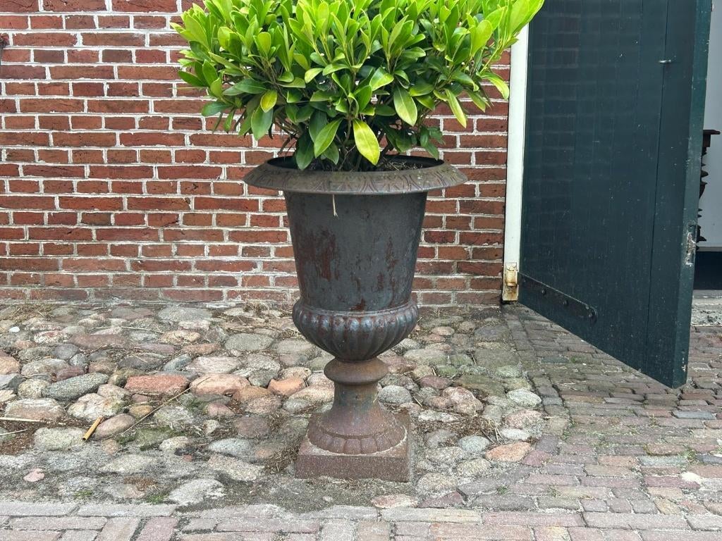 Franse Gietijzeren Vaas, Ophalen of Verzenden, Gebruikt