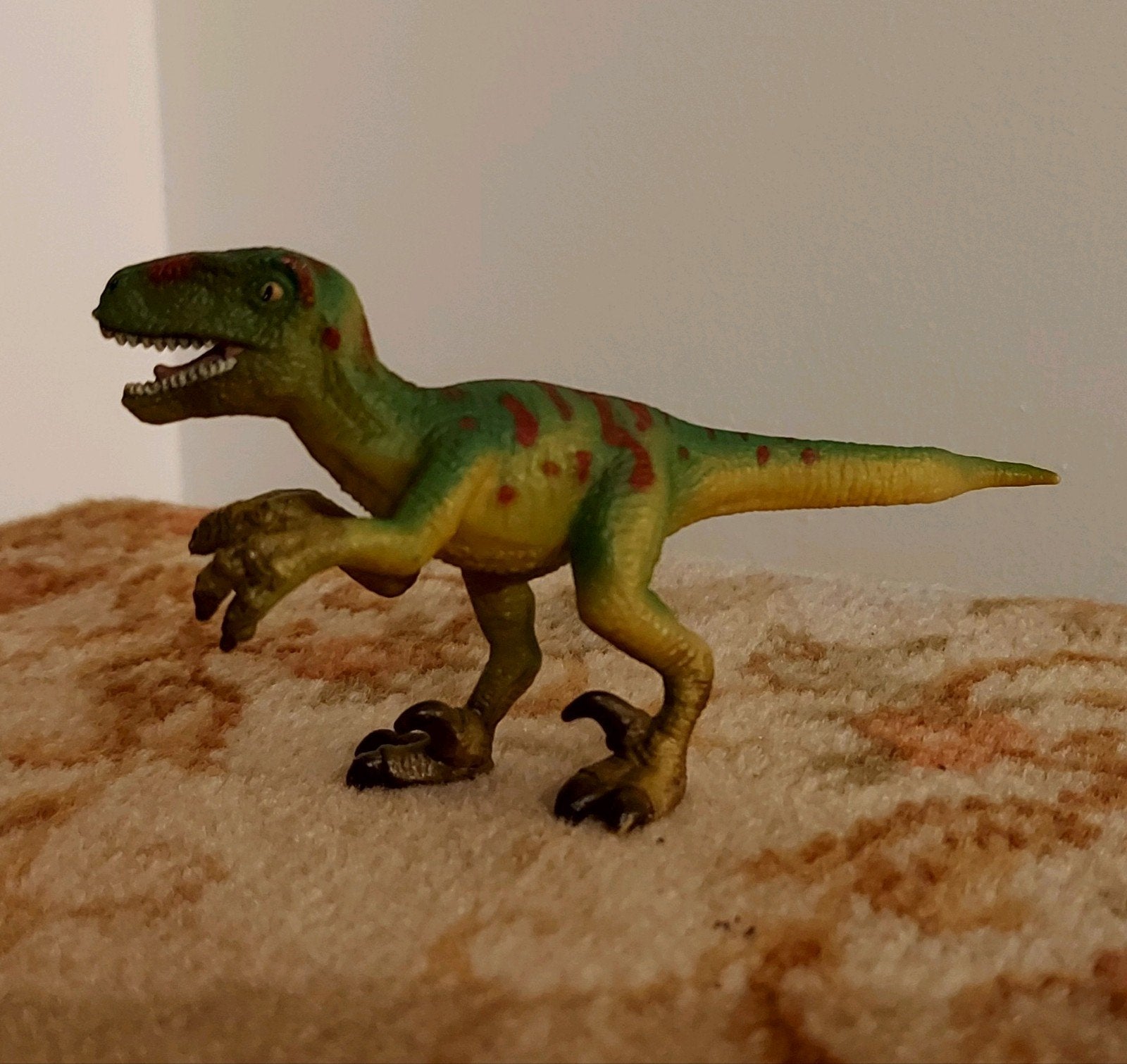 Als Nieuw! Schleich dinosaurus, Verzamelen, Dierenverzamelingen, Ophalen of Verzenden, Zo goed als nieuw, Paard, Beeldje of Figuurtje