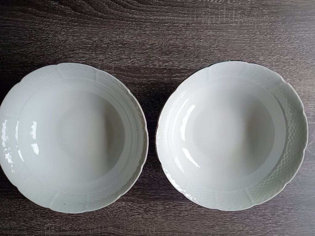 2 schalen, wit met zilver randje, Thun, Ophalen of Verzenden, Overige stijlen, Porselein, Schaal of Schalen