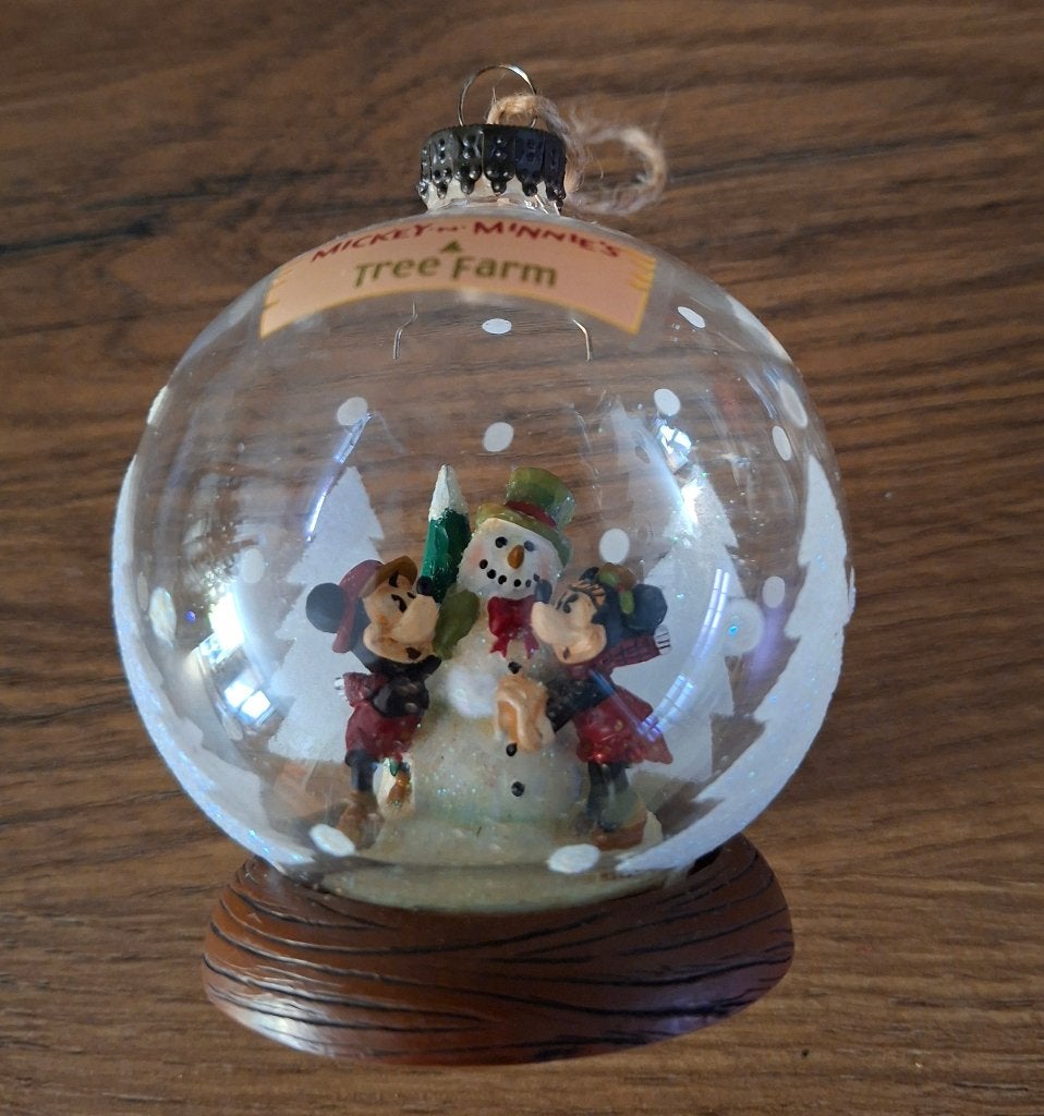 Drie Disney Tree Farm kerstornementen zie omschr. en foto's, Ophalen of Verzenden, Overige figuren, Zo goed als nieuw, Beeldje of Figuurtje