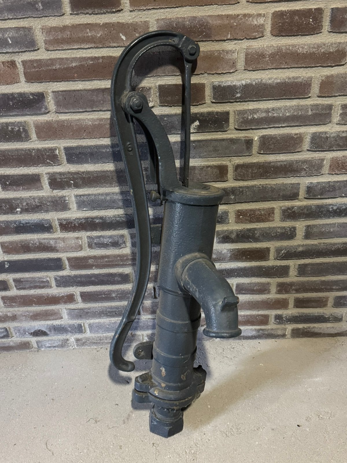 Gietijzeren waterpomp, Tuin en Terras, Ophalen, Zo goed als nieuw, Handmatig, Overige typen