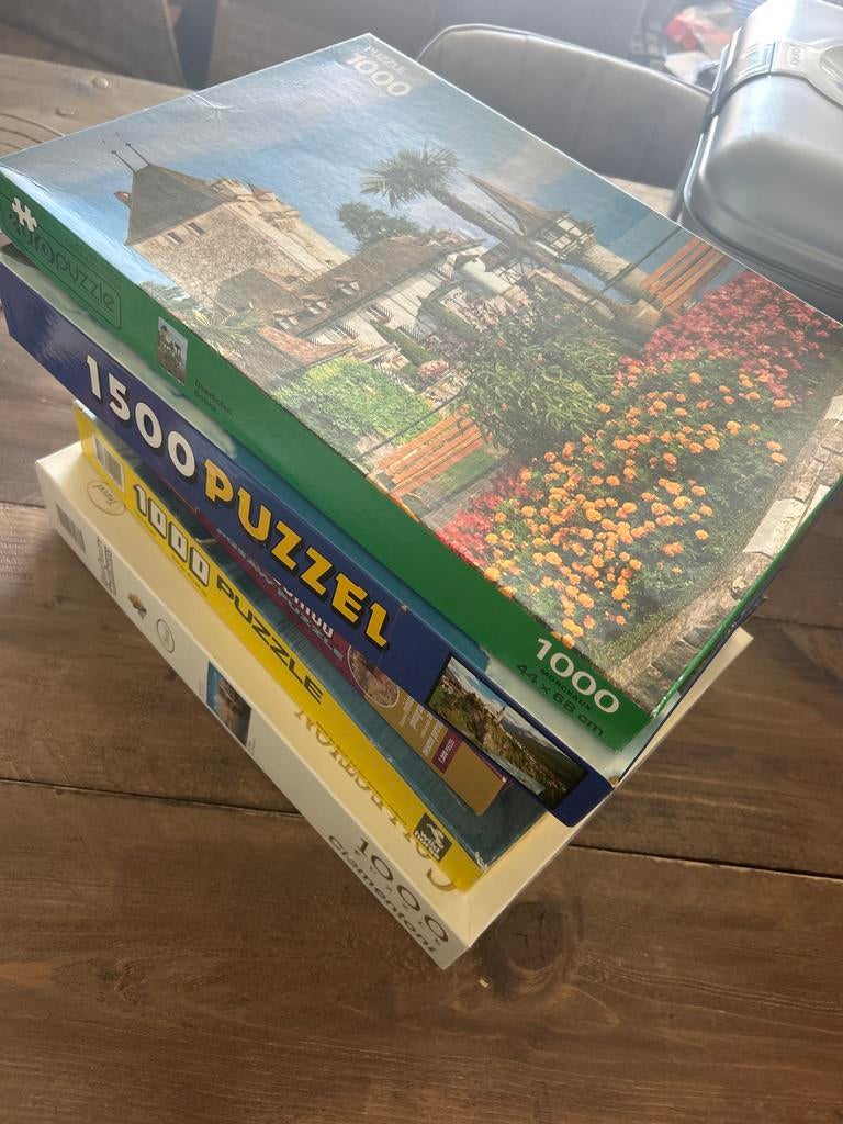 Stapel puzzels (1000 en 1500 stukjes), Ophalen, 500 t/m 1500 stukjes, Gebruikt, Legpuzzel