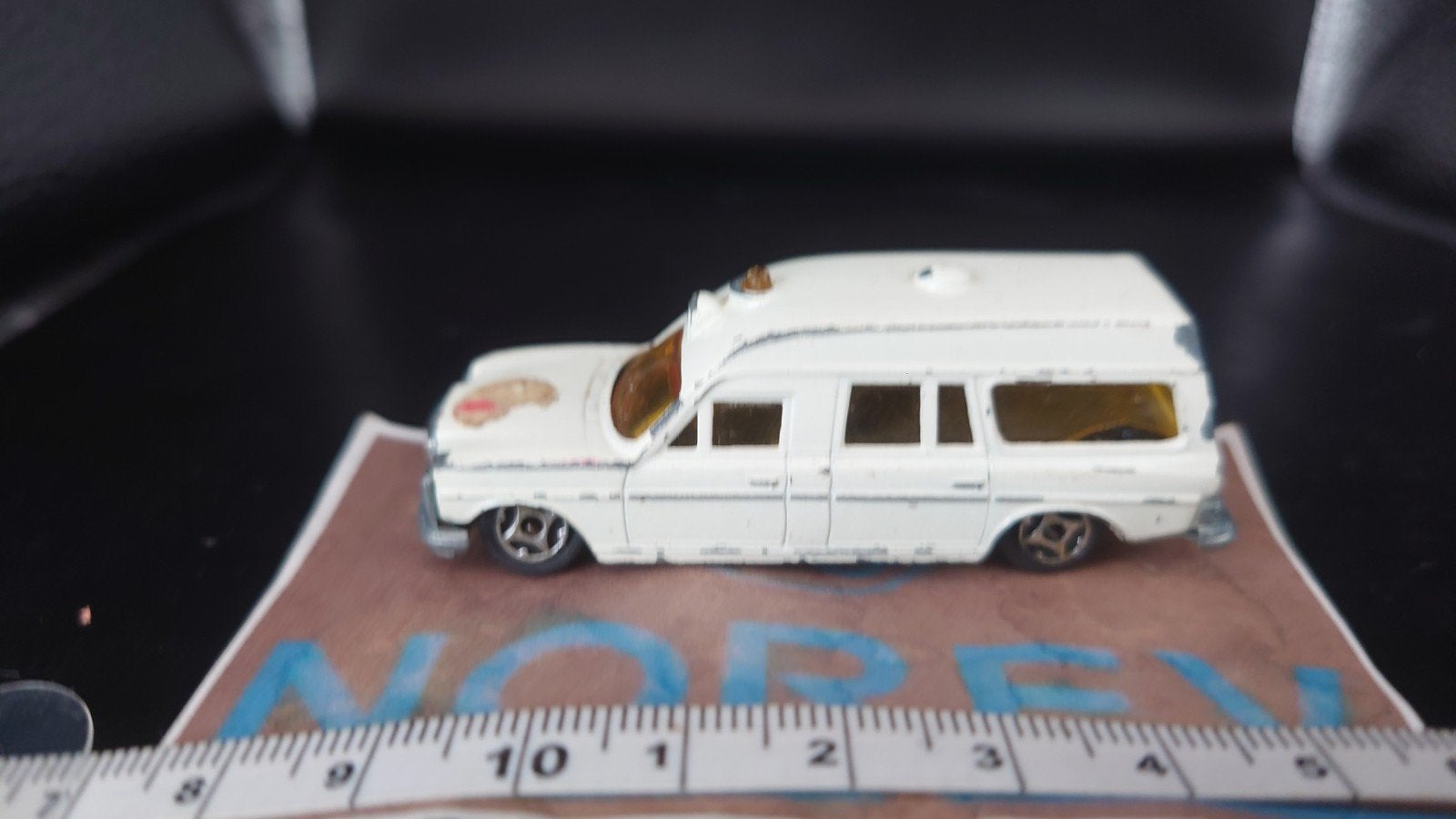 Norev Mini Jet Mercedes Ambulance Speelgoedauto, Hobby en Vrije tijd, Modelauto's | 1:87, Gebruikt, Auto, Overige merken, Ophalen of Verzenden
