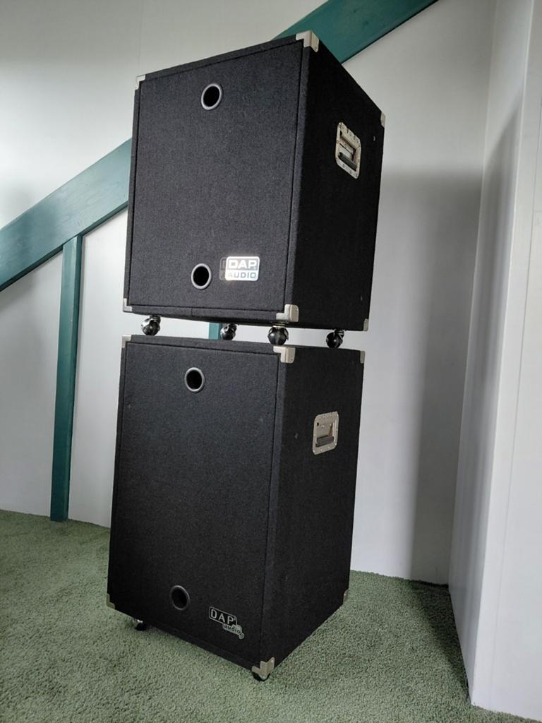 19-inch DAB Studio Rack  2x, Ophalen, Zo goed als nieuw