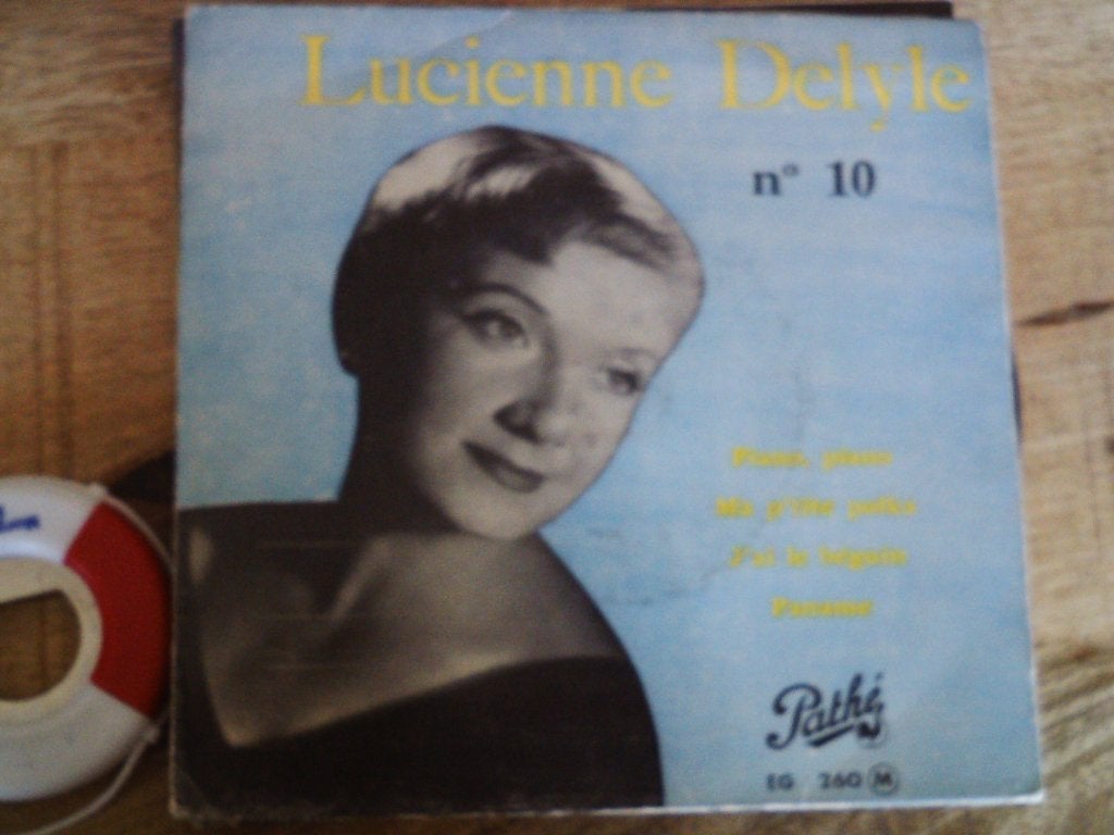 Lucienne Delyle - No. 10 EP (Pathé, jaren '50), Cd's en Dvd's, Beschermende buitenhoes, Overige genres, 7 inch, Ophalen of Verzenden