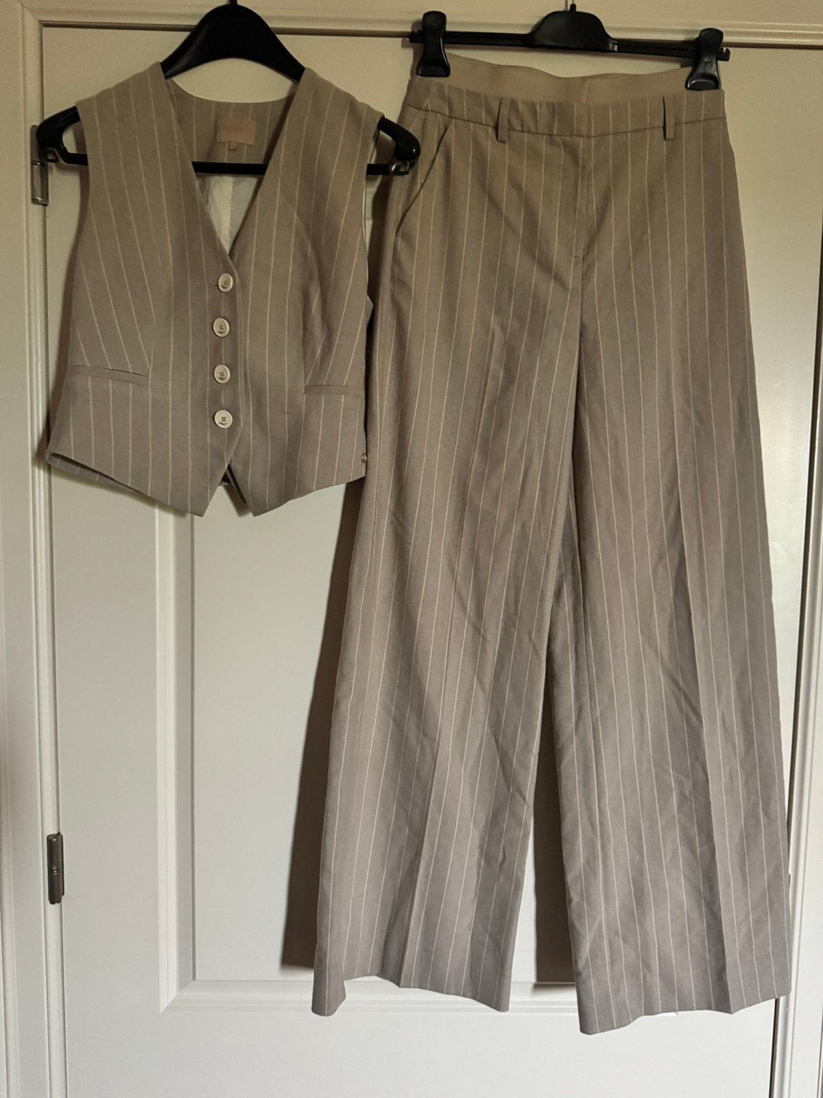 Josh V gilet en bijpassende broek maat S Nieuw, Verzenden, Beige, Nieuw, Maat 36 (S)