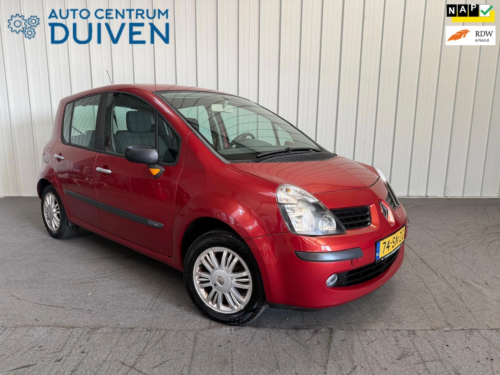 Renault Modus 1.6 Dynamique | Airco | APK | NAP, Auto's, Voorwielaandrijving, Zwart, 4 cilinders, 49 €/maand
