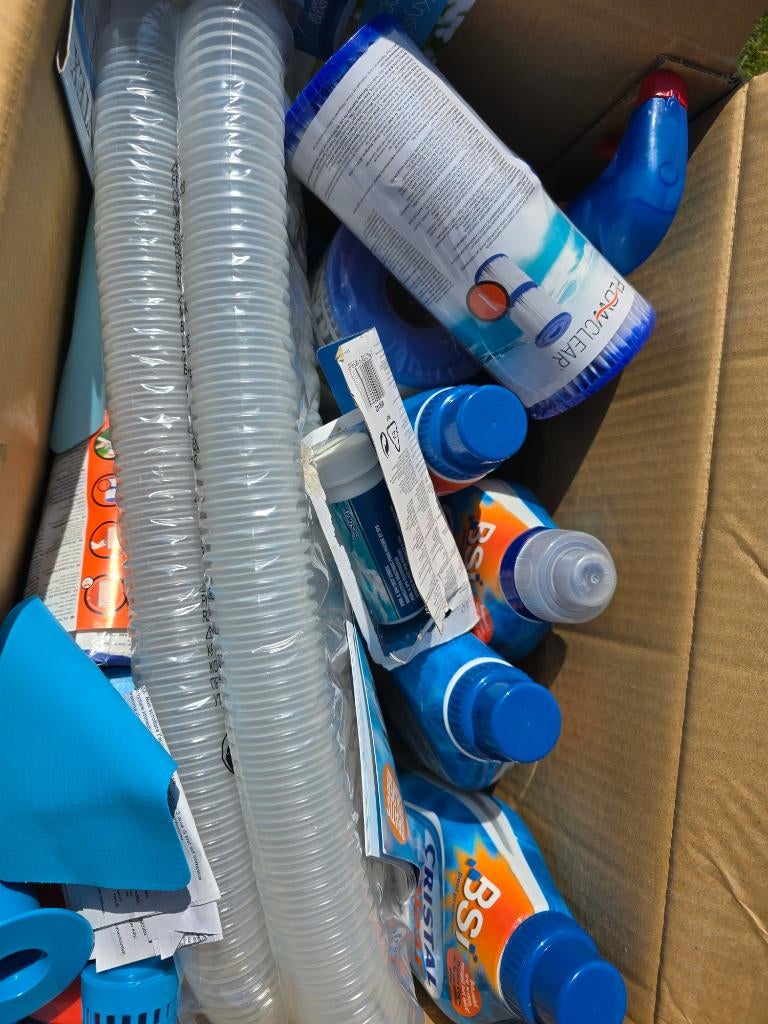 Intex benodigdheden voor zwembadonderhoud, Ophalen of Verzenden, Zo goed als nieuw, Reinigingsmiddel
