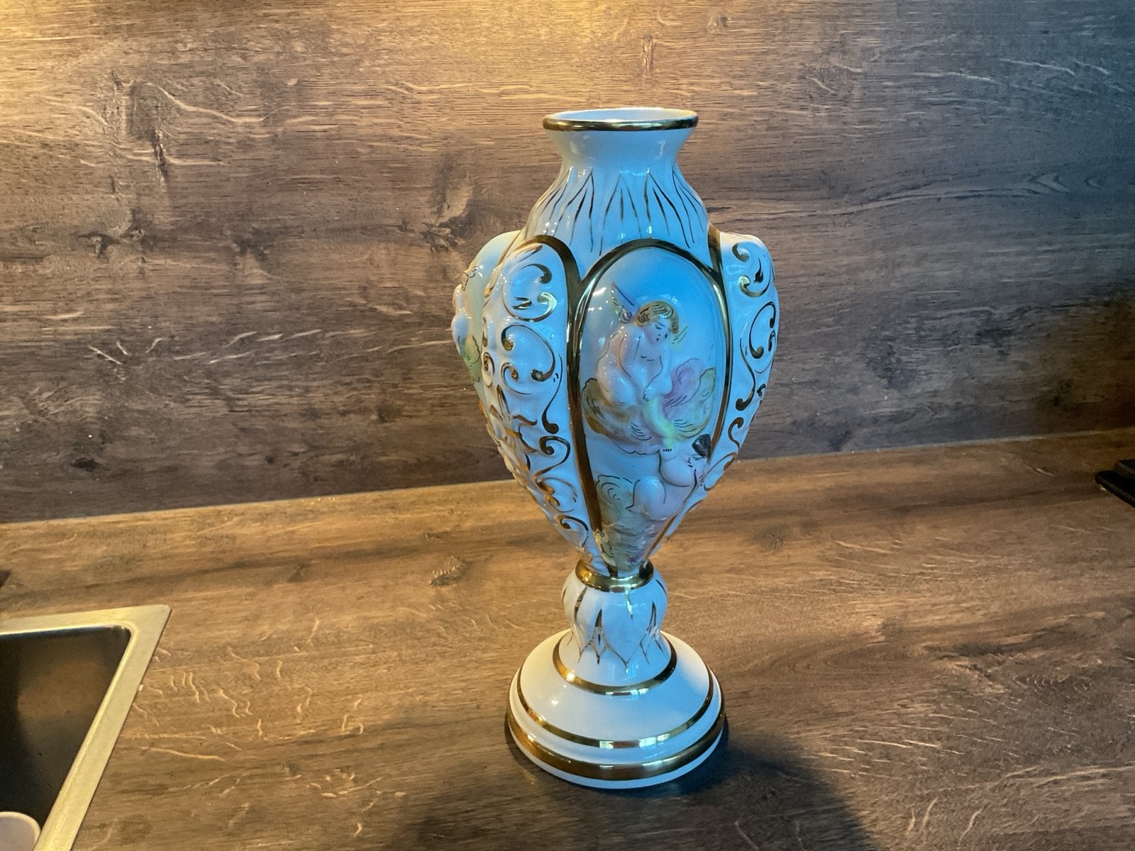 Capodimonte Vaas met Engeltjes en Gouden Details - 35 cm, Antiek en Kunst, Ophalen