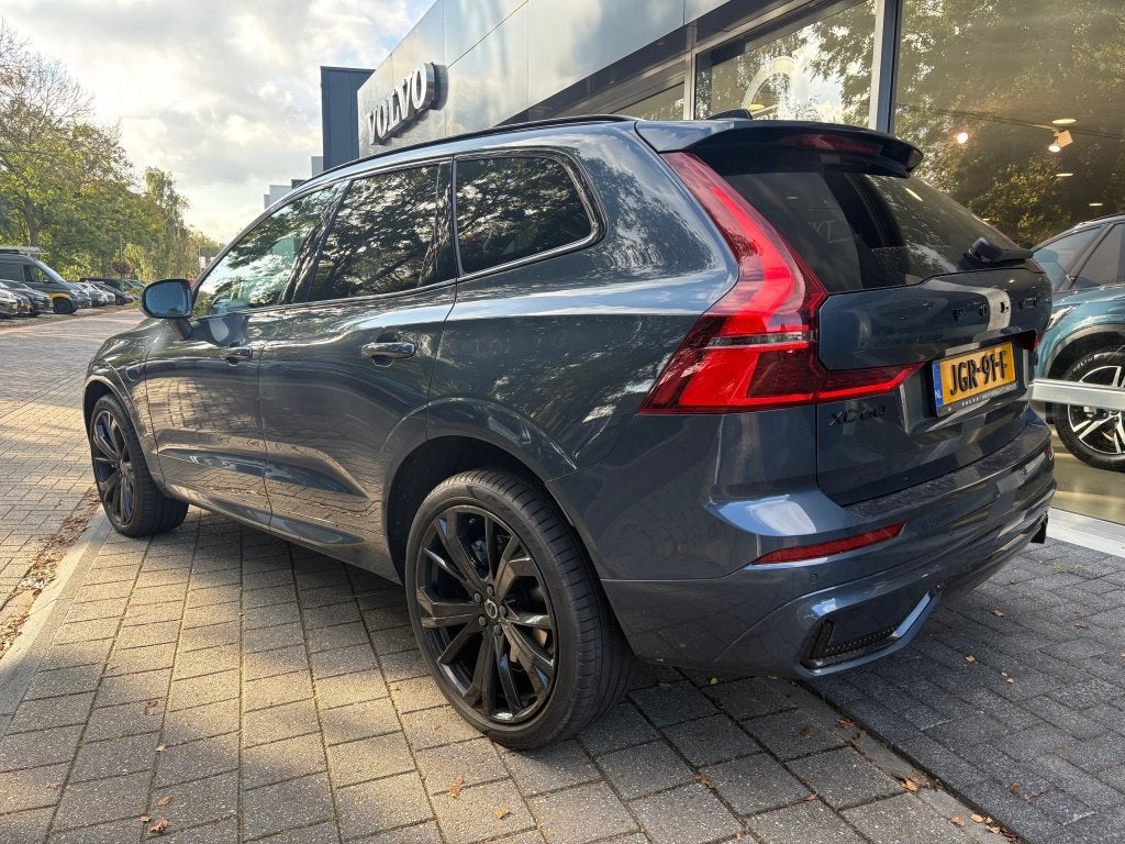 Volvo XC60 T6 AWD Plus Black Edition | Schuif/-Kanteldak | S, Auto's, Volvo, Gebruikt, 4 cilinders, 1969 cc, Blauw
