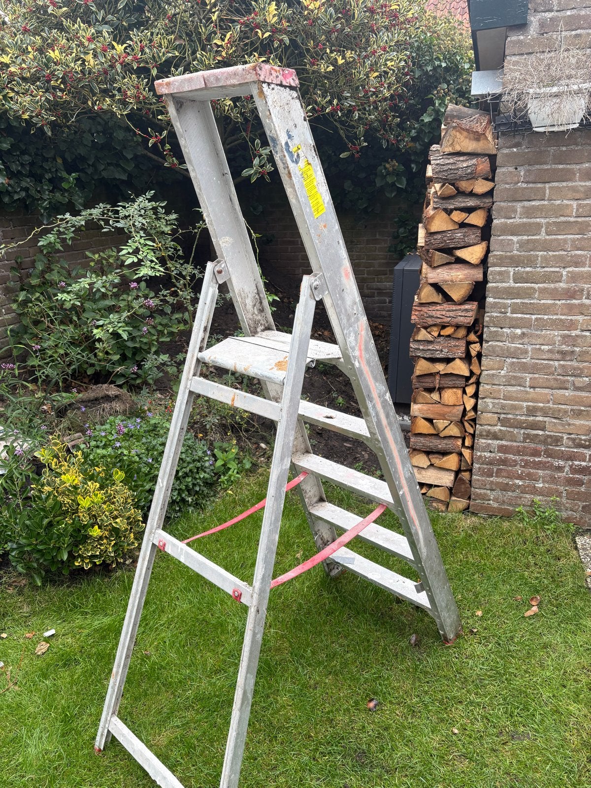Gebruikte aluminium trap - Handig voor huis en tuin, Doe-het-zelf en Verbouw, Ophalen of Verzenden, Gebruikt, Trap, 2 tot 4 meter
