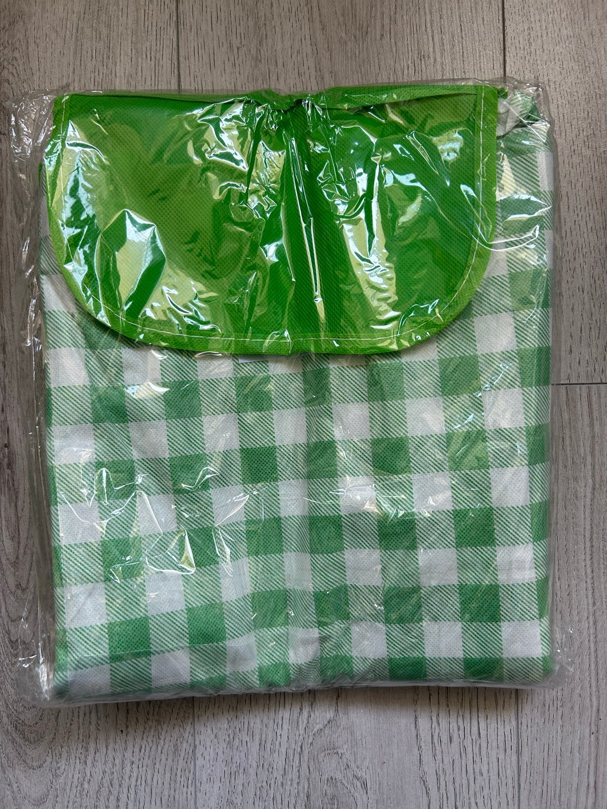 Picknickkleed groen geruit - Nieuw in verpakking, Hobby en Vrije tijd, Picknickmanden, Ophalen, Nieuw