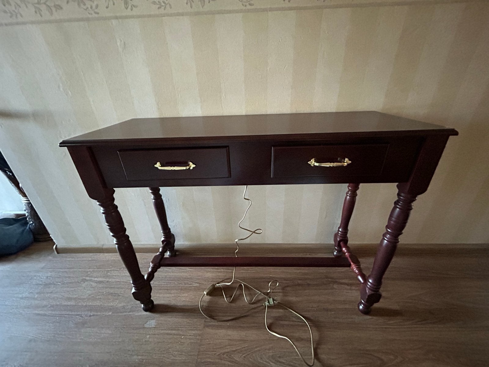 Sidetable met stopcontact, 100x35.5x75.5 cm, Ophalen, 25 tot 50 cm, Rechthoekig, 100 tot 150 cm